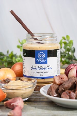 Pasta de Alho com Cebola Caramelizada